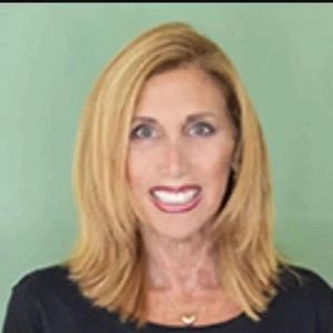 Meet your Posher, Michele